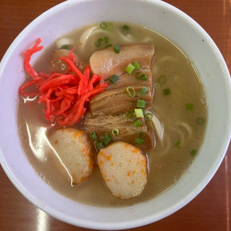三枚肉そば小(ブラジル食堂)