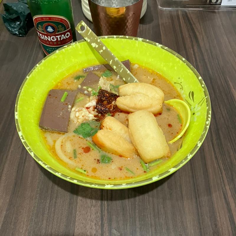 麻辣湯(屯舎 麻辣湯 元町店)