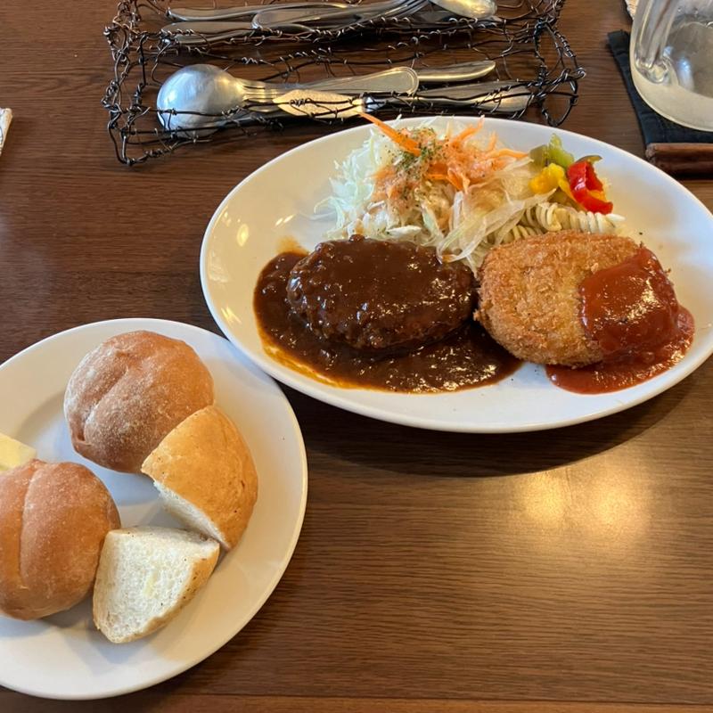 ハーフ&ハーフランチ(ビストロ 卓 （タク）)