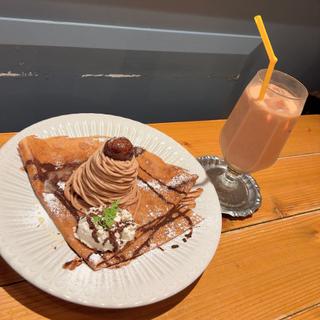 フランス産マロンクリームのモンブランクレープ