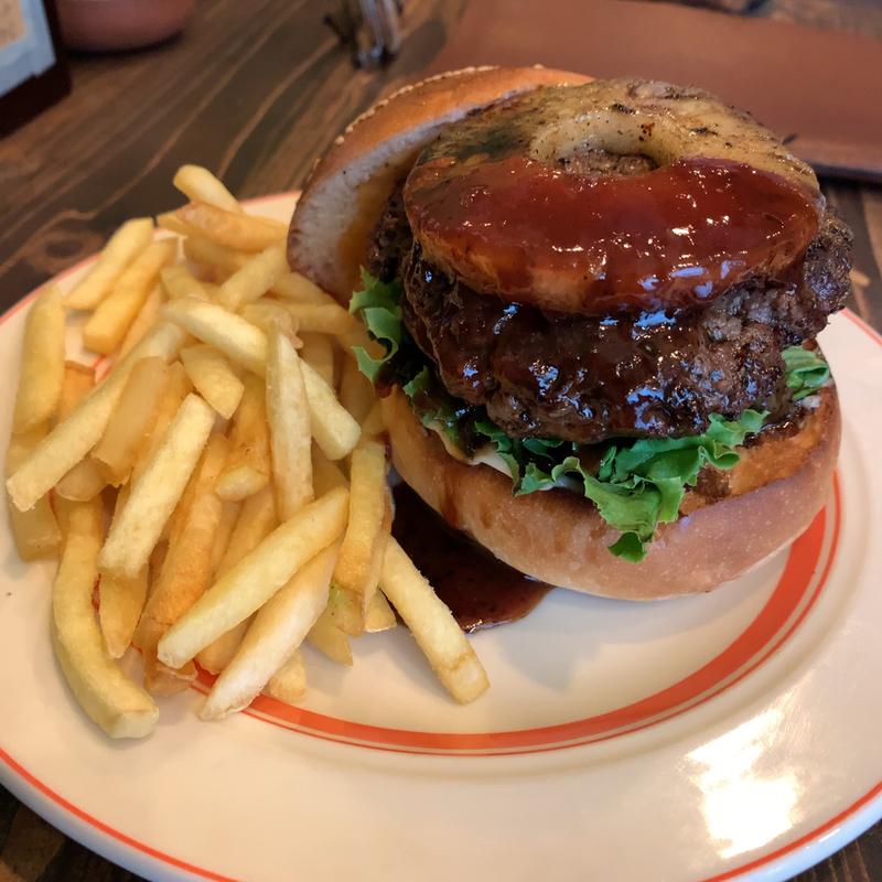 BBQパインバーガー(バーガー喫茶　チルトコ)