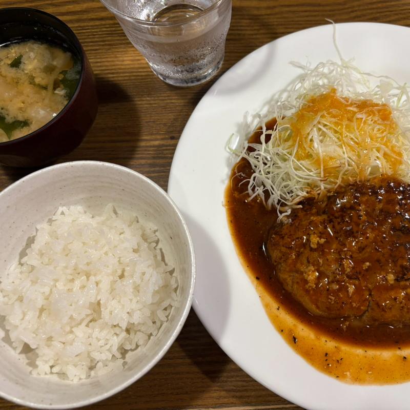 ハンバーグステーキランチ(洋食バル ウルトラ )