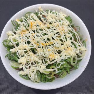 ねぎマヨ辣牛めし