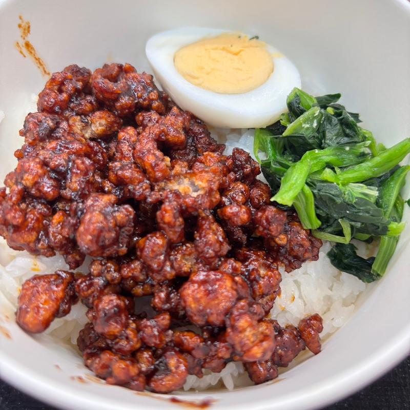 魯肉飯(ワールドキッチンズ)