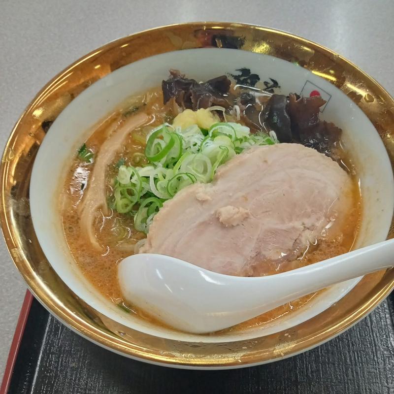 世界の炙り鬼味噌らぁ麺 大盛(鬼そば藤谷総本店)