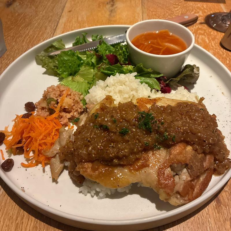 ローストチキンプレート(44 apartment 海老名)