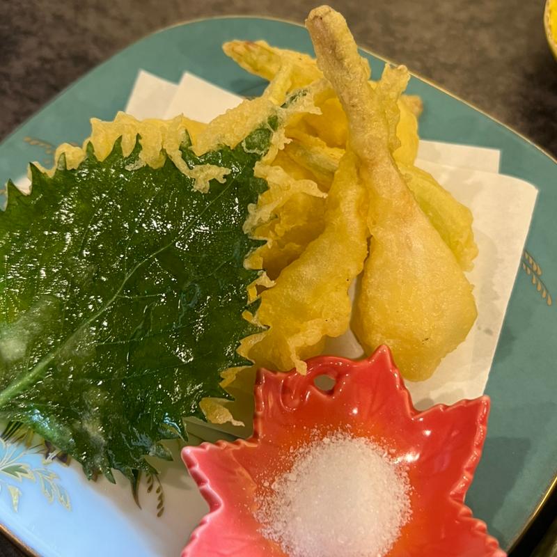 島らっきょうの天ぷら(はんなり笑食 さくら梅)