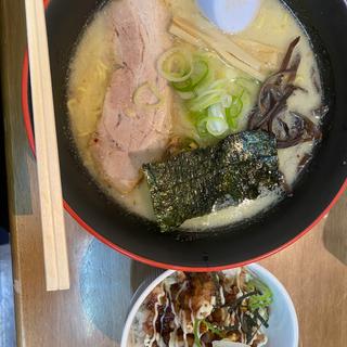 しおらー麺