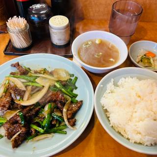 ニラレバ炒め定食(珍萬21)