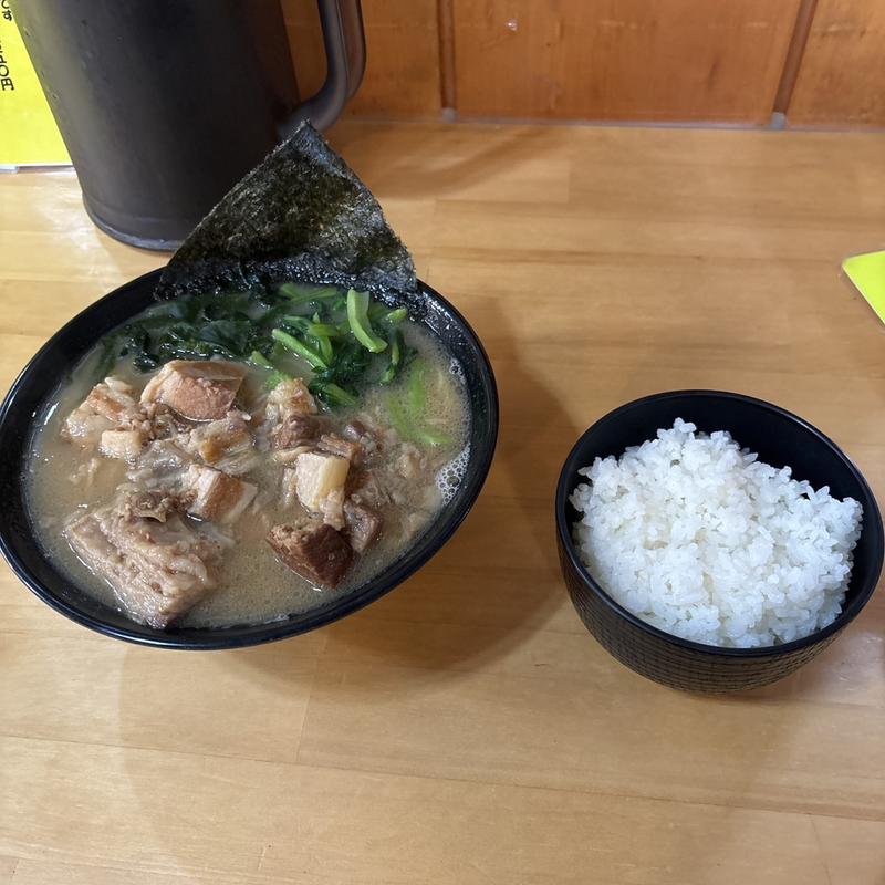 ホル肉ラーメン　小ライス(プレミアラーメンショップ 久松山倉坂下2号店)