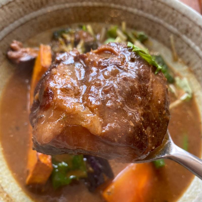 とろとろ軟骨と野菜カレー(すーぷかれー専門店　薩摩剛家 )