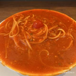 からいトマトパスタ