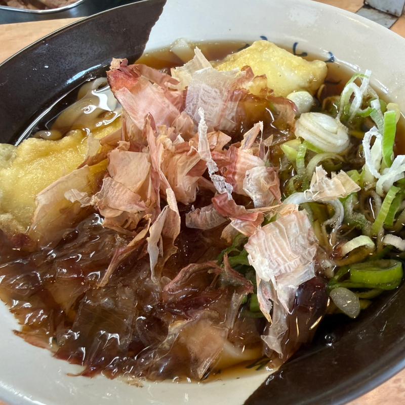 イカ天きしめん(名代きしめん 住よし JR名古屋駅10・11番ホーム店 （すみよし）)