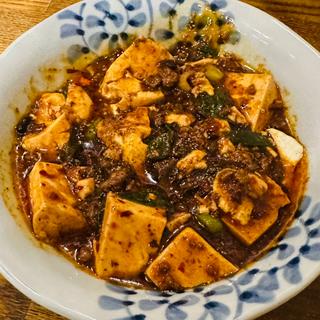 牛肉麻婆豆腐　ニンニクの葉