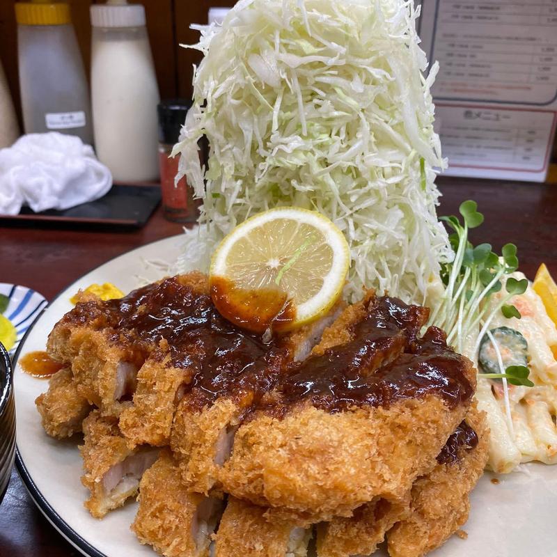 うすかつ定食(とんかつ赤城)