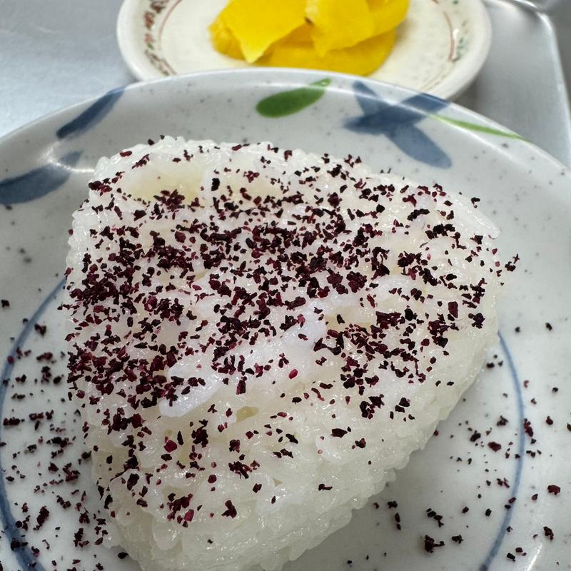 ゆかりにぎり(めぐみうどん )