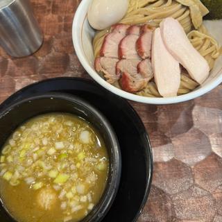 特級濃厚鶏蕎麦(特級鶏蕎麦龍介テクノパーク桜店)