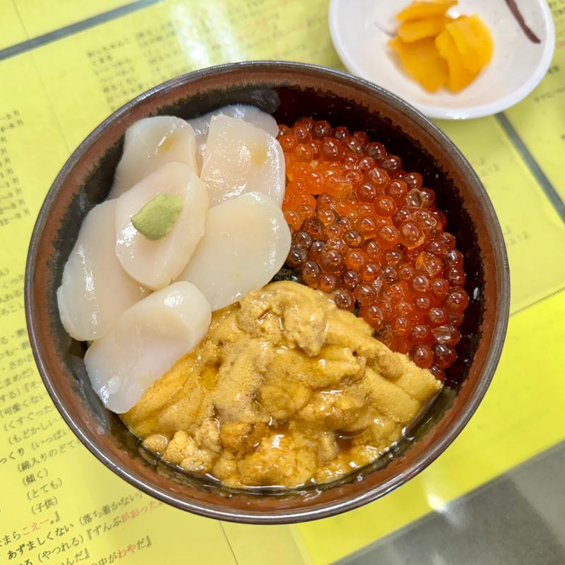 元祖巴丼(きくよ食堂 支店)