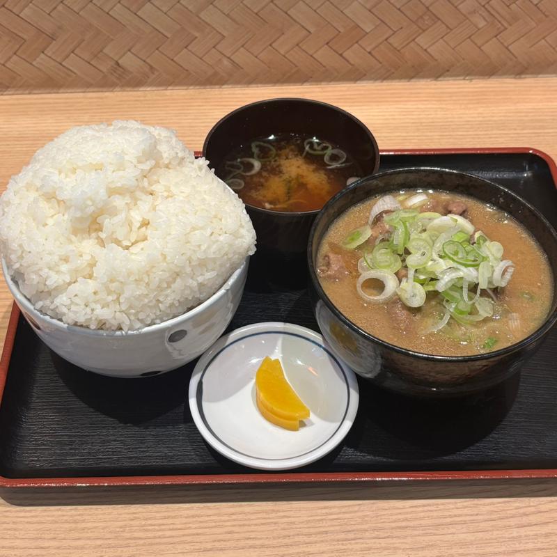 もつ煮込定食(みそ味大盛)ごはん大盛(もつ煮込 定食 よし川)