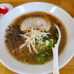 白豚骨ラーメン