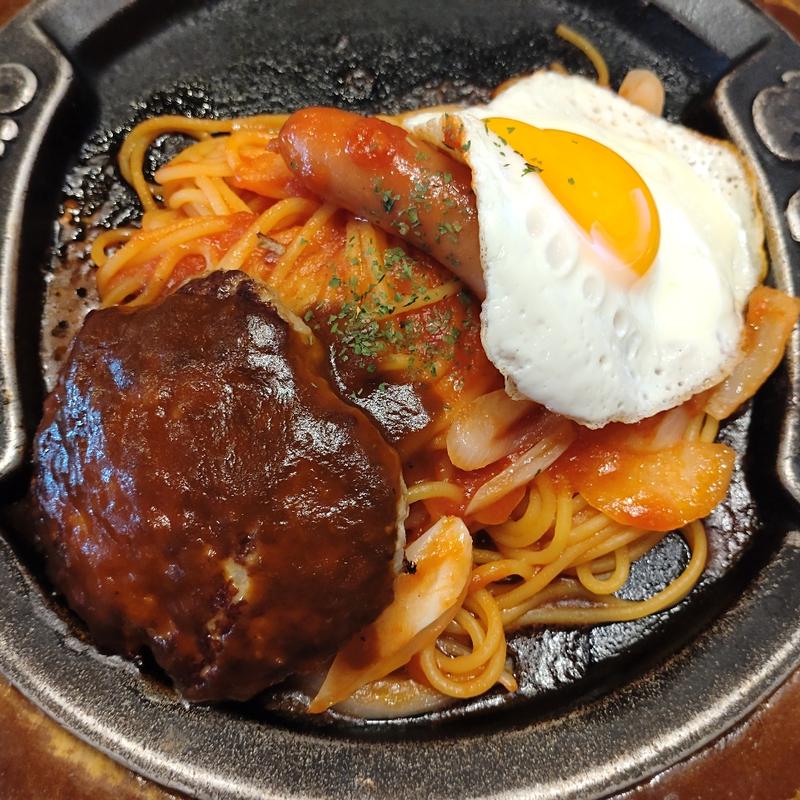 “洋食屋さんの”鉄板ナポリタン＆ハンバーグ(トマト＆オニオン 我孫子店)