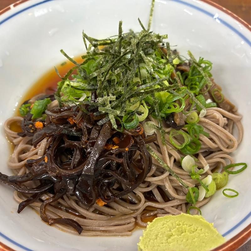 冷やし椎茸キクラゲそば(イズーラシュゼンジ そば処  （IZU-La SHUZENJI そば処 ）)