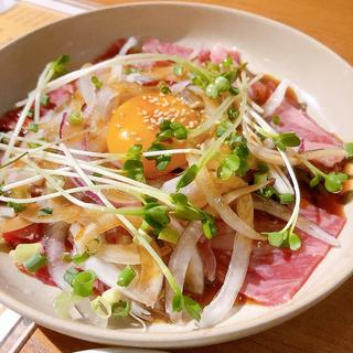呑めるA 4和牛ユッケ