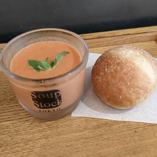 粗ごしトマトの冷たいクリームポタージュ