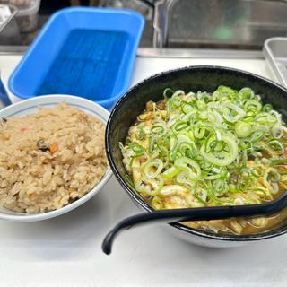 カレーうどん　ネギ　きざみ　かやくごはん
