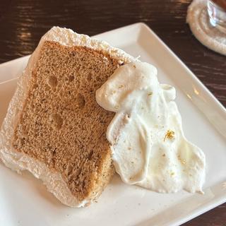 本日のケーキ（紅茶のシフォンケーキ）(珈心館)