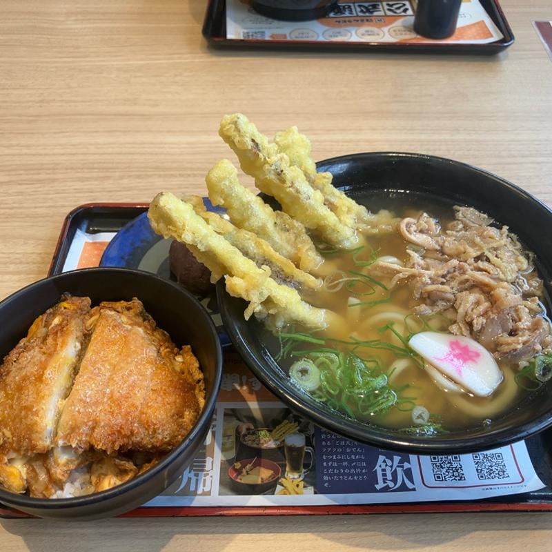 かしわごぼう天うどん幸せセット(資さんうどん 八千代店)