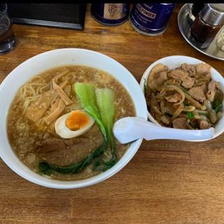 天狗ラーメン 焼肉丼