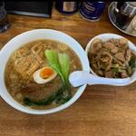 天狗ラーメン 焼肉丼(天狗北越ラーメン)
