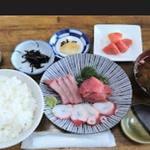 刺し身三点盛り定食