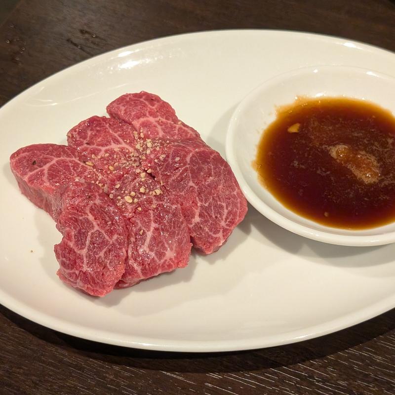 上赤身角切り(焼肉富士)