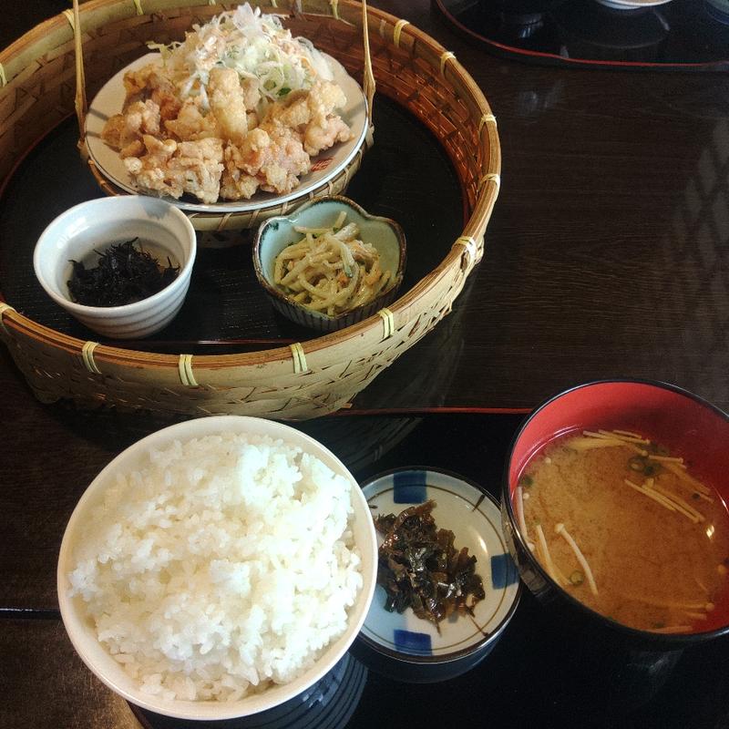 唐揚げ定食(古民家食堂 和)