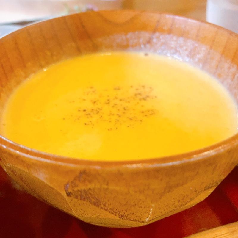 とうもろこしのポタージュスープ（ランチセット）(日日)