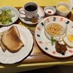 バジルベーコントーストサンド&目玉焼きセット