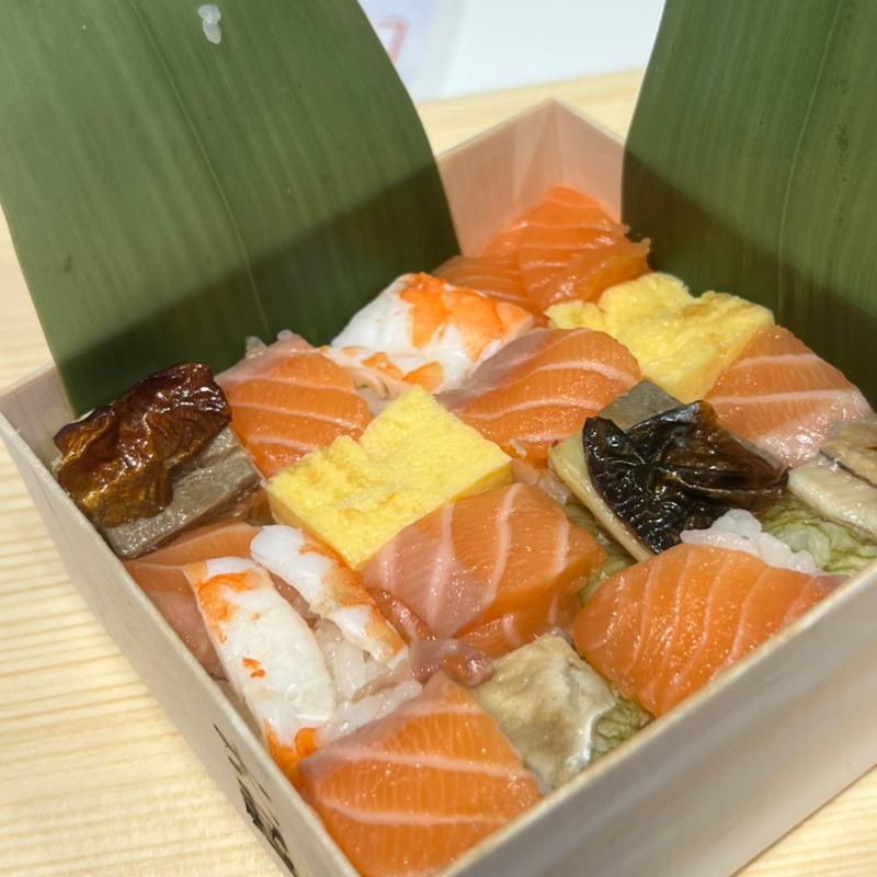 大起水産 手作り箱寿司(ORA外食パビリオン 宴)