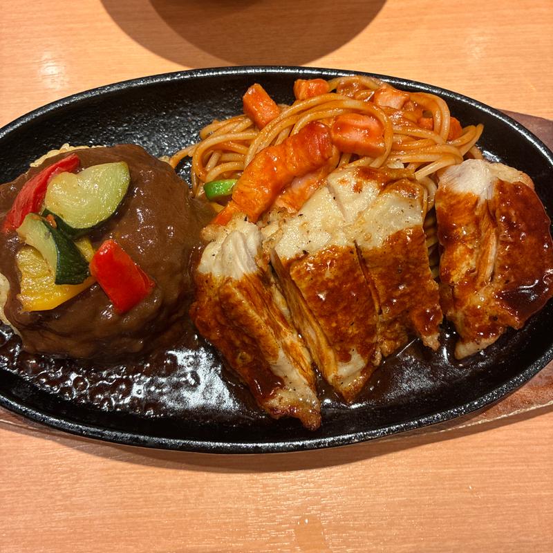 鉄板トルコライス(ヱビスバー 札幌アピア店 (YEBISU BAR Sapporo Apia))