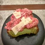 馬肉のタルタルのブルスケッタ