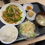 青椒肉絲定食