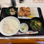 鶏の唐揚げ定食