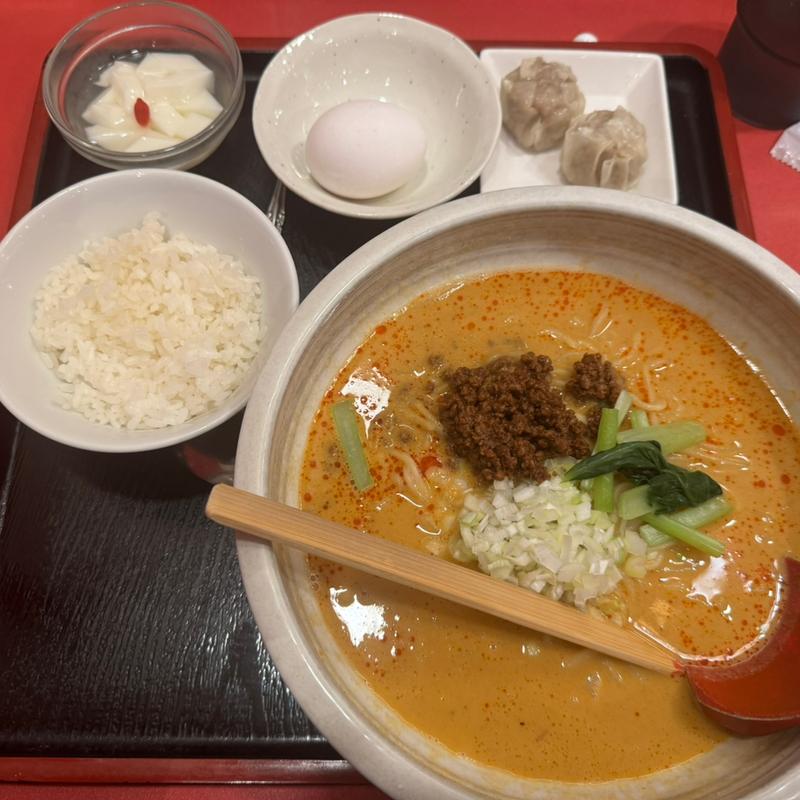 温玉担々麺セット(新宿 秀山)