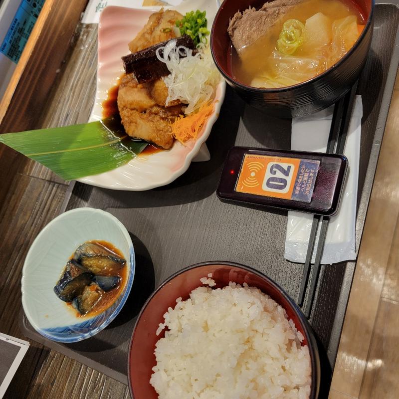 めるるさ煮付け定食(下町の大統領)