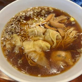 ワンタン麺