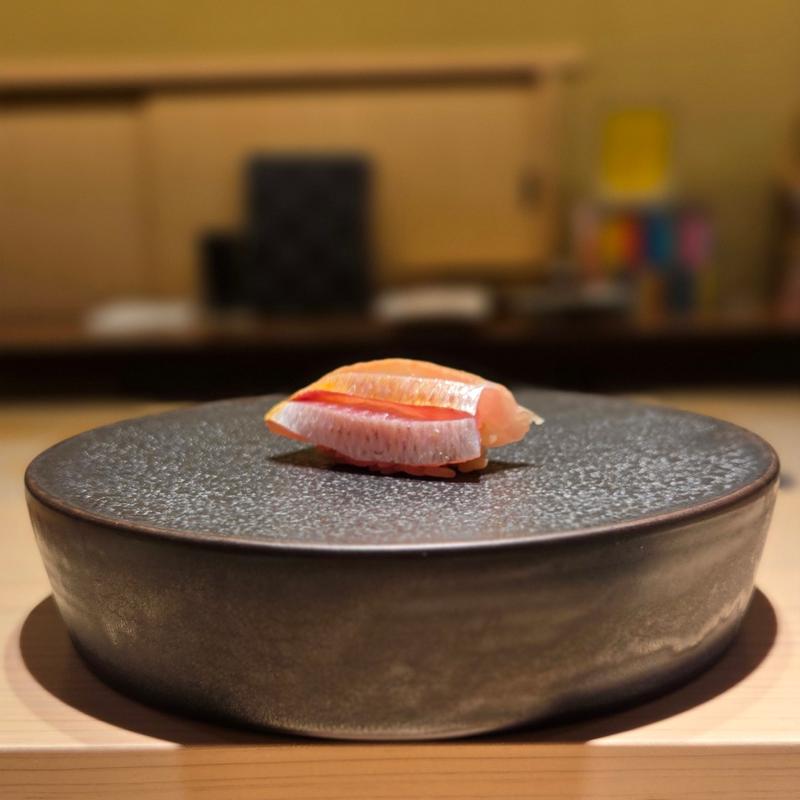 春子鯛(鮨 由う)