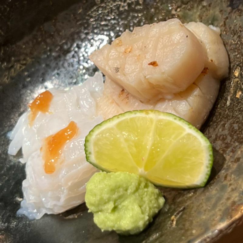 海老の梅肉和えと平貝のお造り(寿し 笙（Hotel 坐樂閑）)