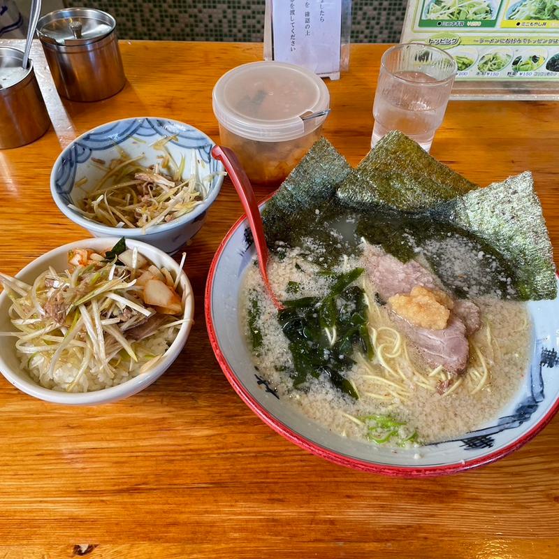 塩ラーメン　ネギ別皿　半ライス(椿　ラーメンショップ 木立店 )