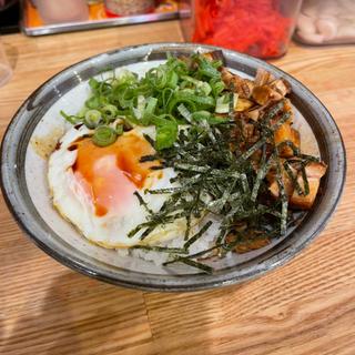 牛白湯ラーメン焼豚丼定食